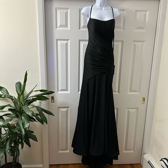 La Femme Formal Prom Dress/Night Gown size 8 - Picture 3 of 13